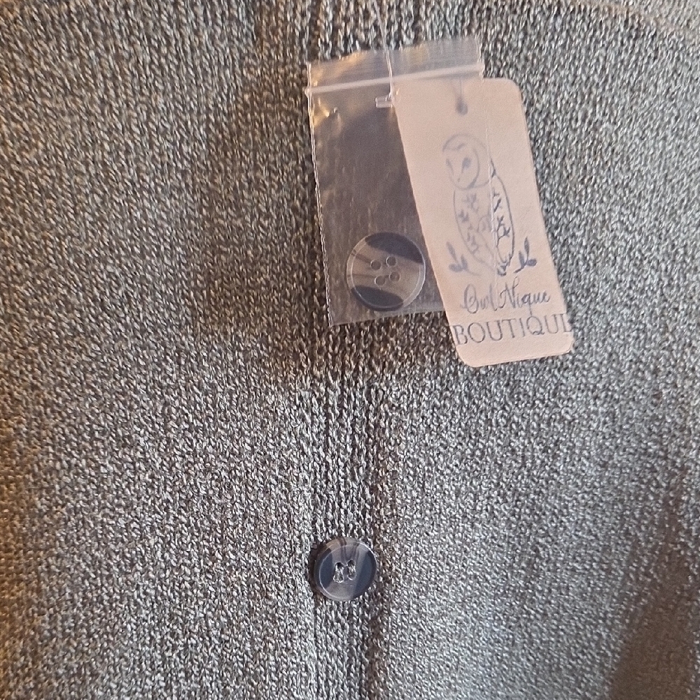 NWT Olive Green Women's Sweater - Picture 7 of 9